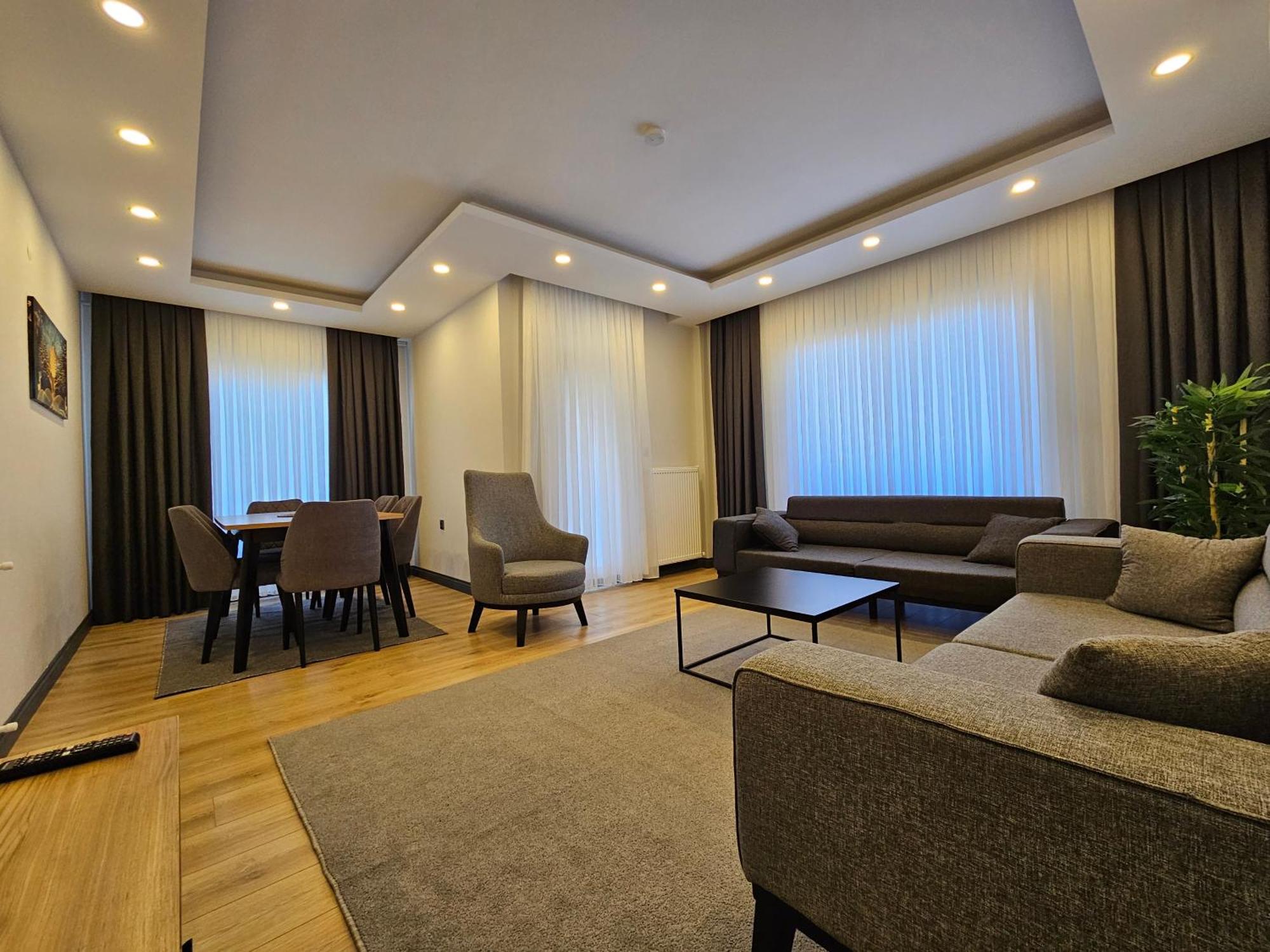 Daire New Flats With Large Living Spaces Close To Lara Beach&kundu Entertaintment Center *
