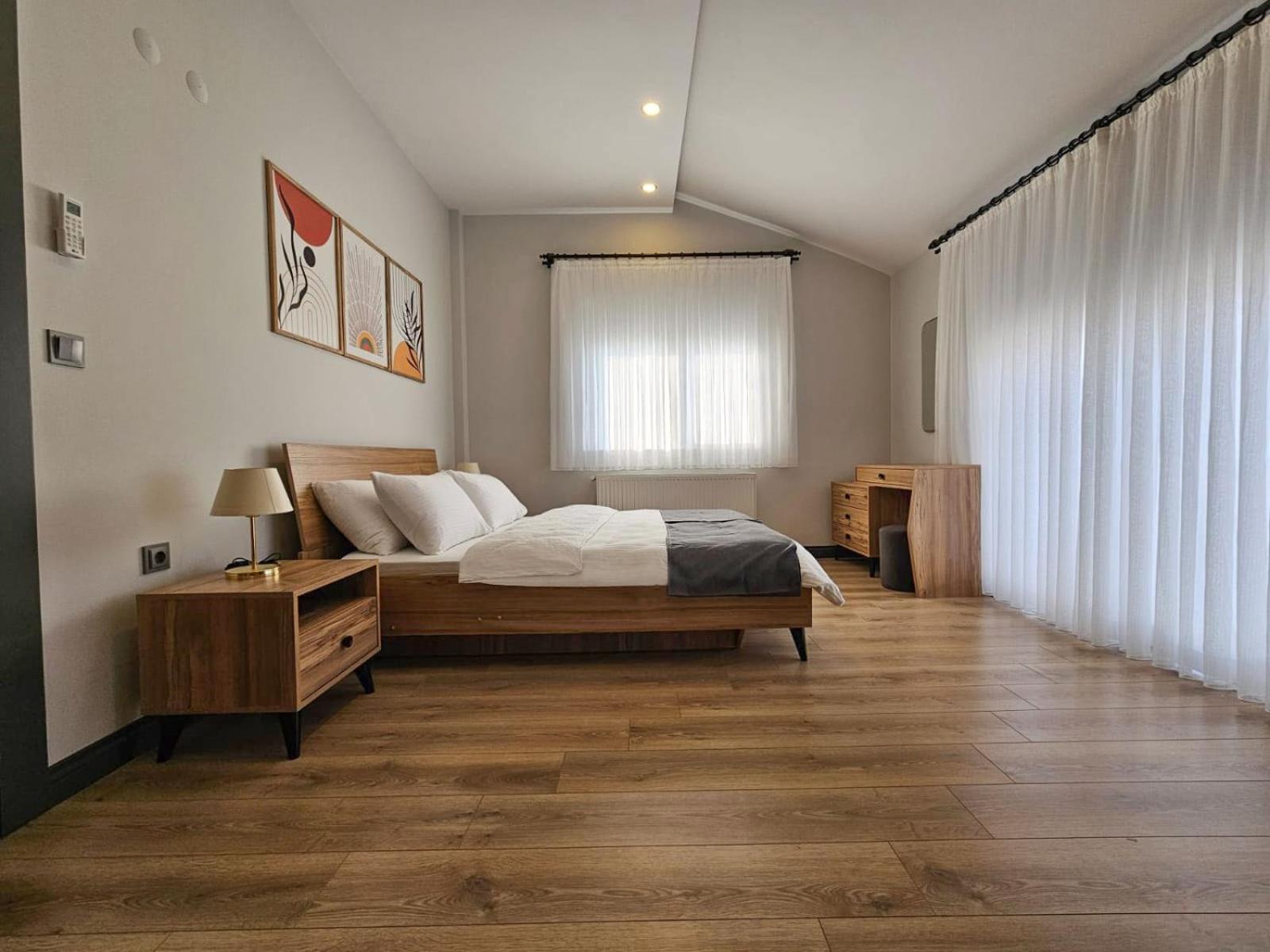 New Flats With Large Living Spaces Close To Lara Beach&kundu Entertaintment Center
