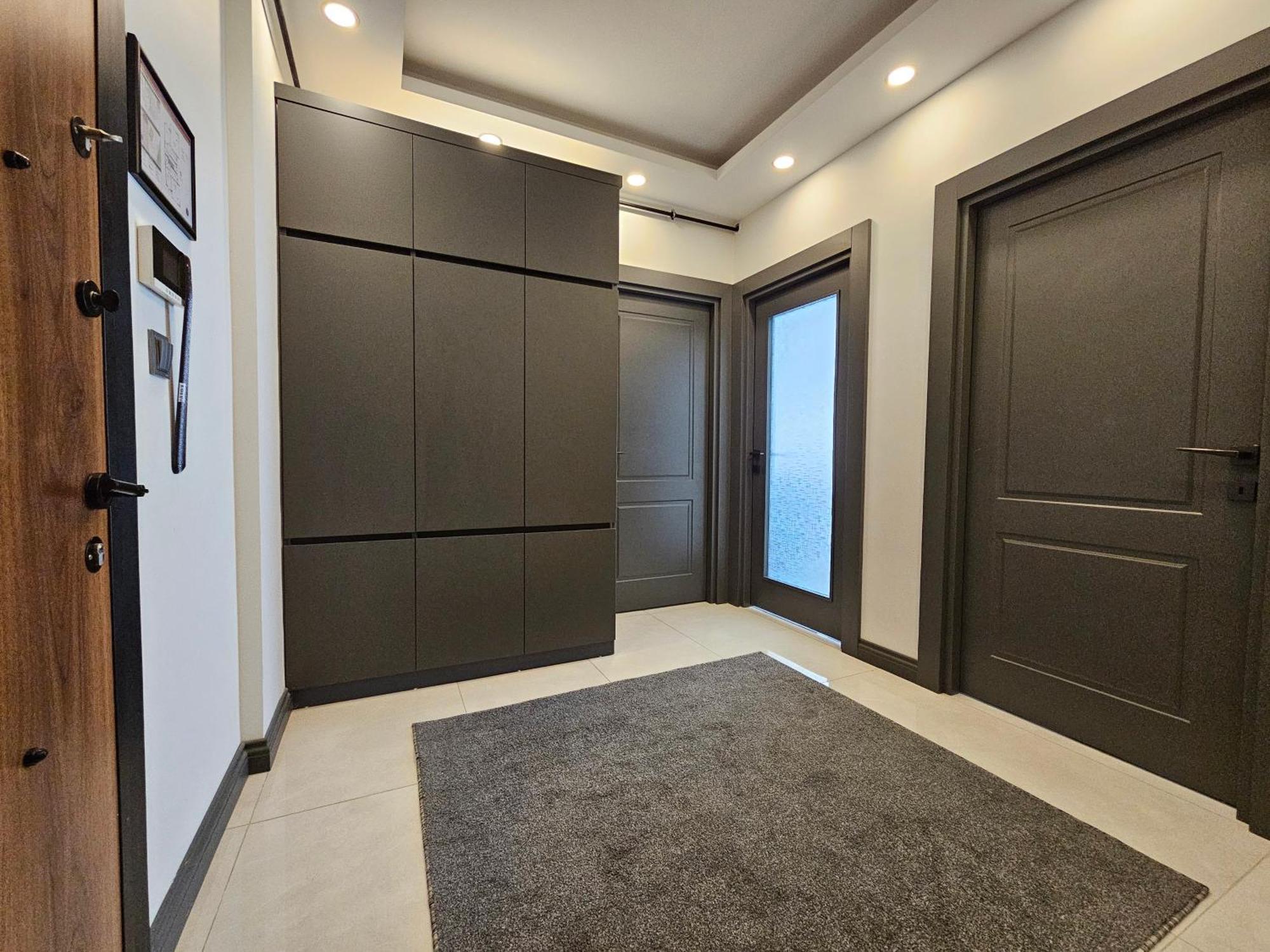New Flats With Large Living Spaces Close To Lara Beach&kundu Entertaintment Center