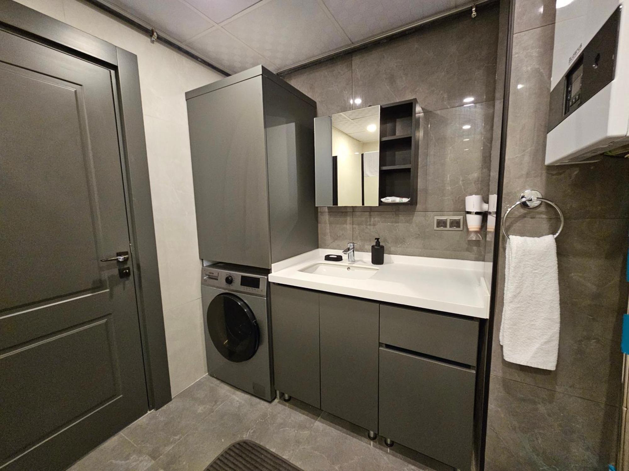 Daire New Flats With Large Living Spaces Close To Lara Beach&kundu Entertaintment Center *