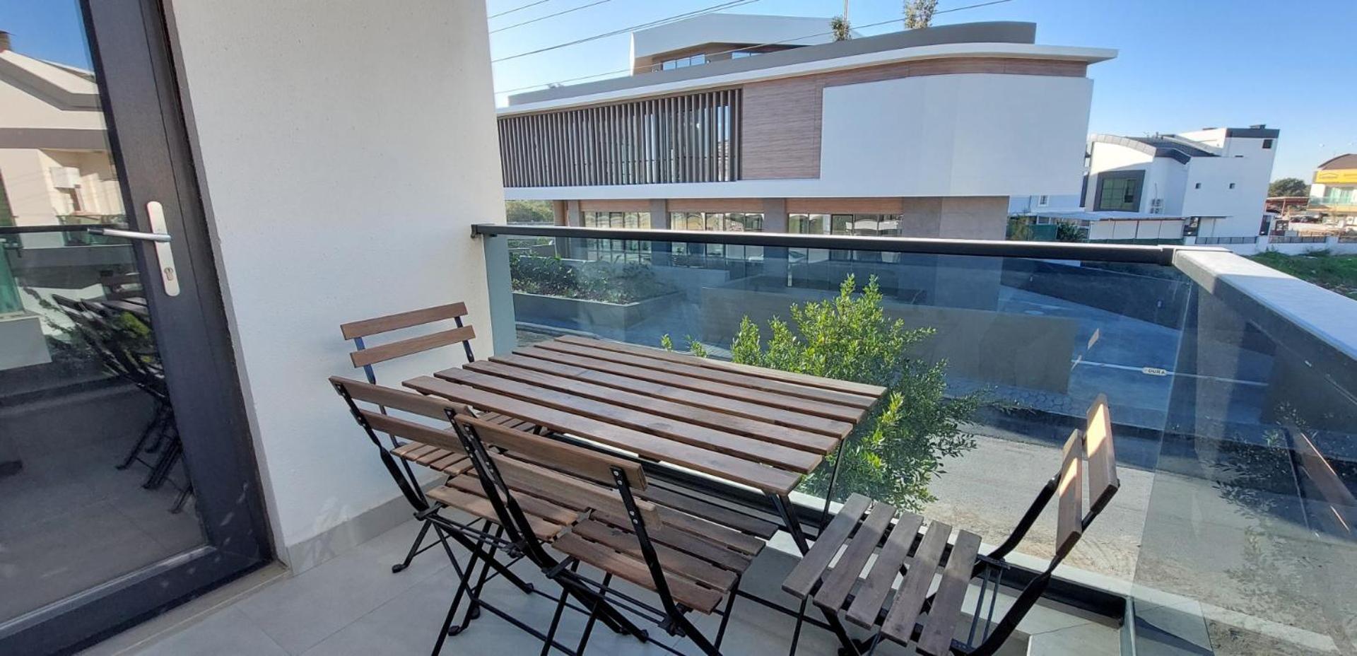 New Flats With Large Living Spaces Close To Lara Beach&kundu Entertaintment Center *