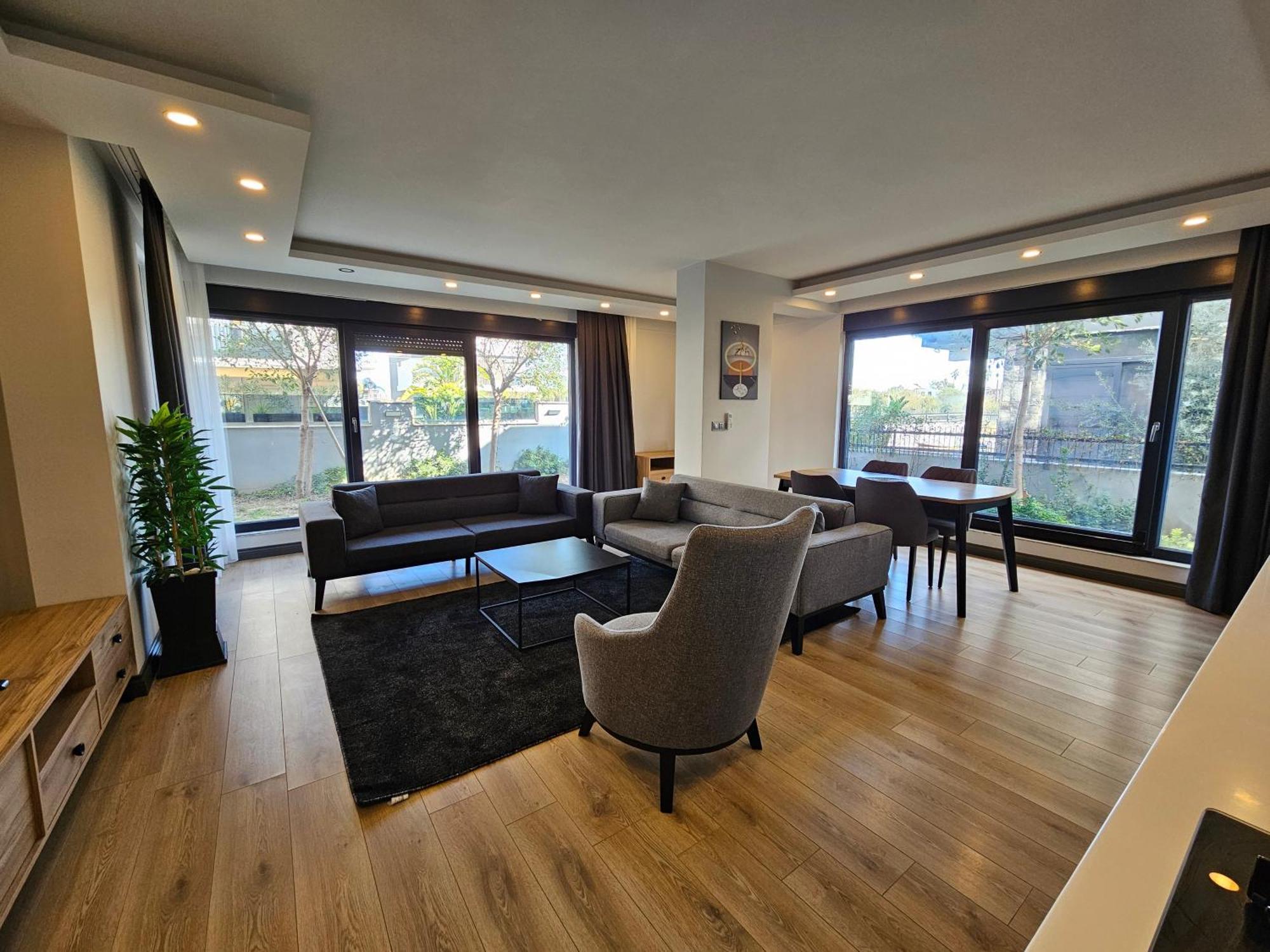 Daire New Flats With Large Living Spaces Close To Lara Beach&kundu Entertaintment Center *