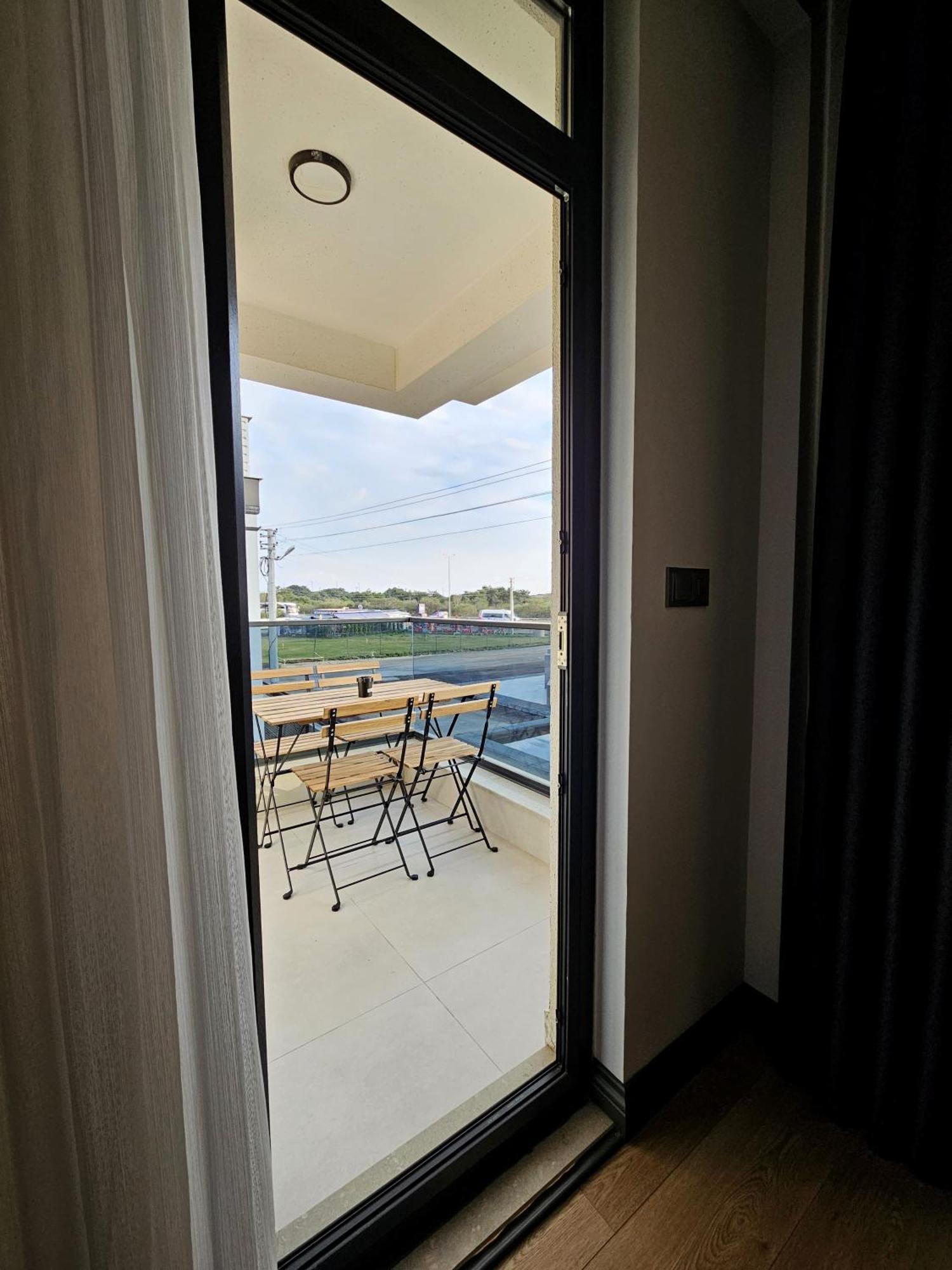New Flats With Large Living Spaces Close To Lara Beach&kundu Entertaintment Center Daire Antalya